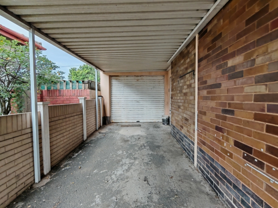 3 Bedroom Property for Sale in Ocean View KwaZulu-Natal