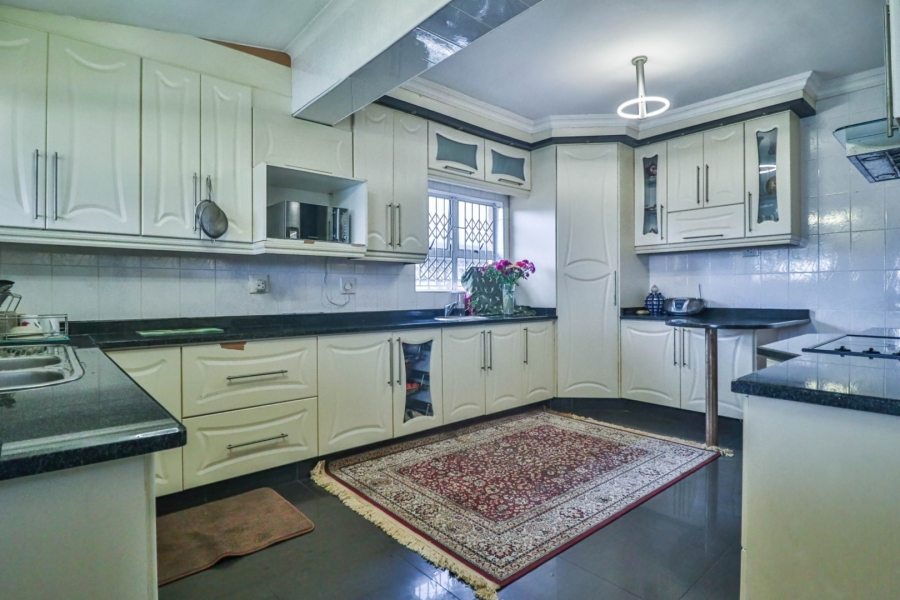 3 Bedroom Property for Sale in Ocean View KwaZulu-Natal