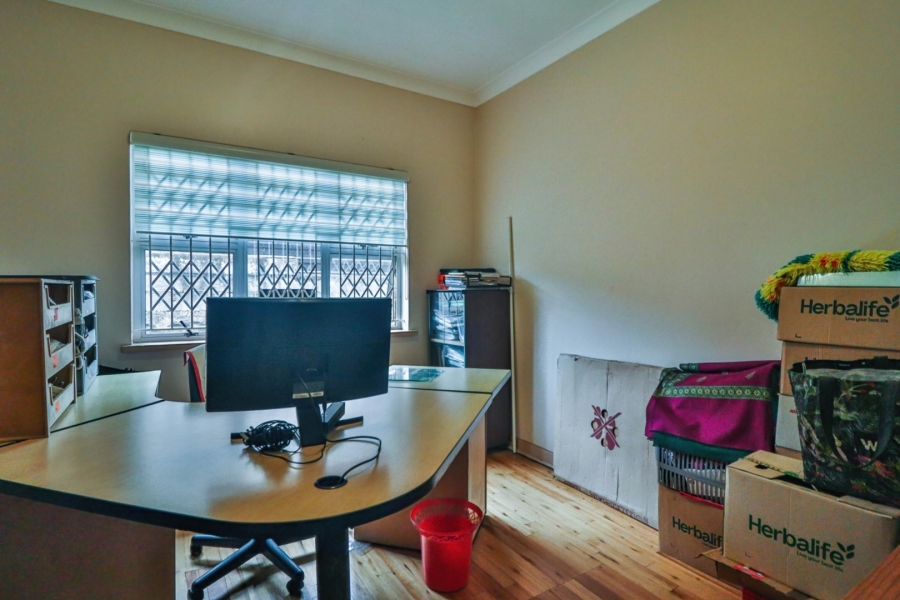 3 Bedroom Property for Sale in Ocean View KwaZulu-Natal