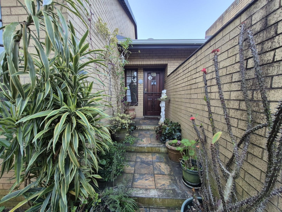 3 Bedroom Property for Sale in Chase Valley KwaZulu-Natal