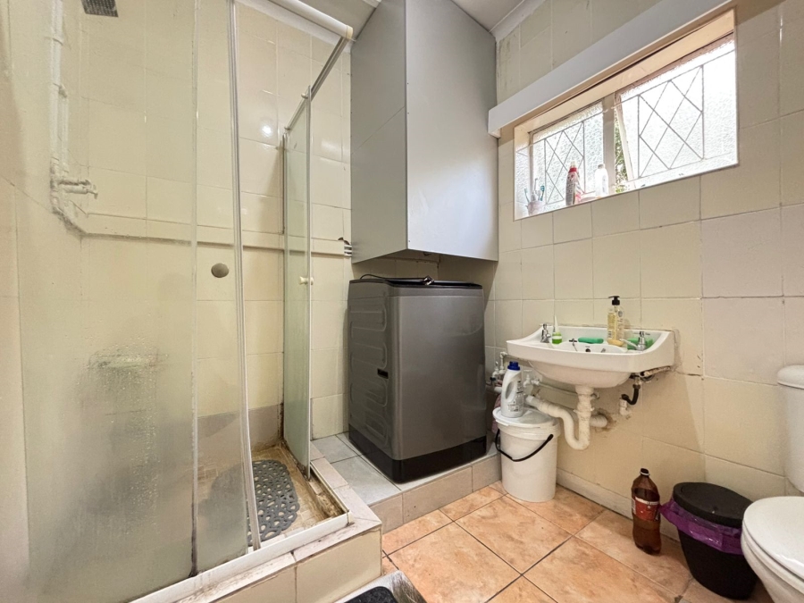 2 Bedroom Property for Sale in Essenwood KwaZulu-Natal