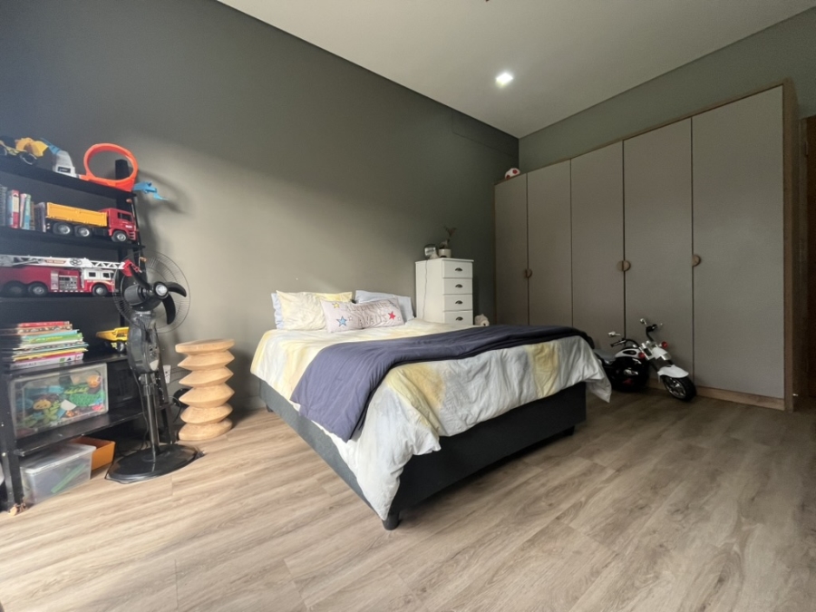 4 Bedroom Property for Sale in New Salt Rock City KwaZulu-Natal