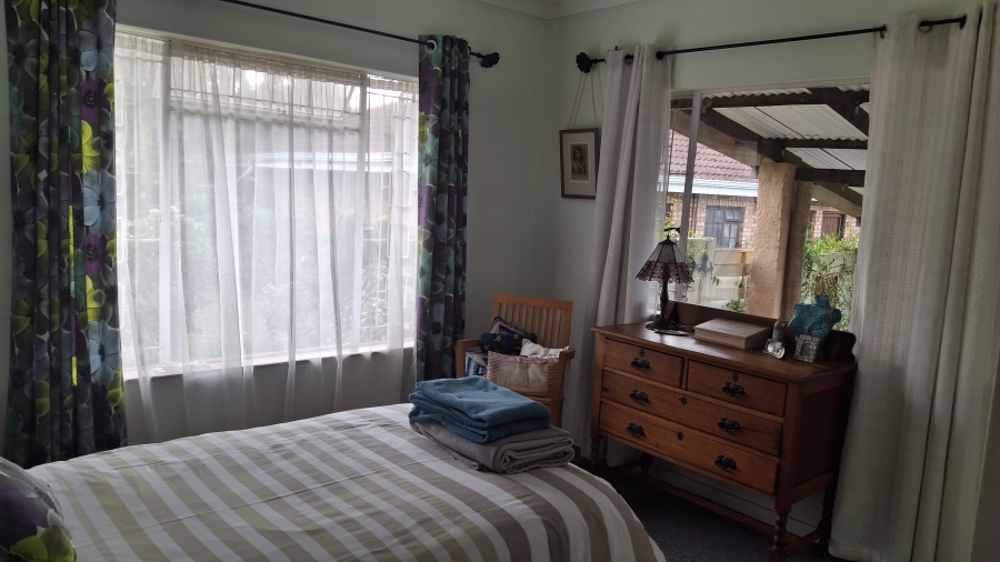 1 Bedroom Property for Sale in Greendale KwaZulu-Natal