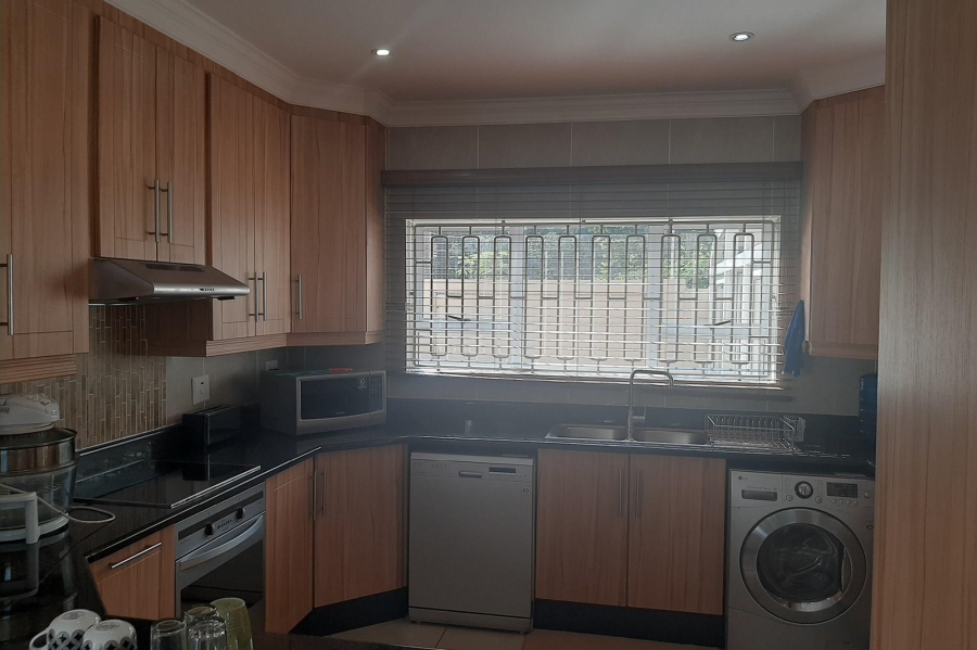 3 Bedroom Property for Sale in Elysium KwaZulu-Natal