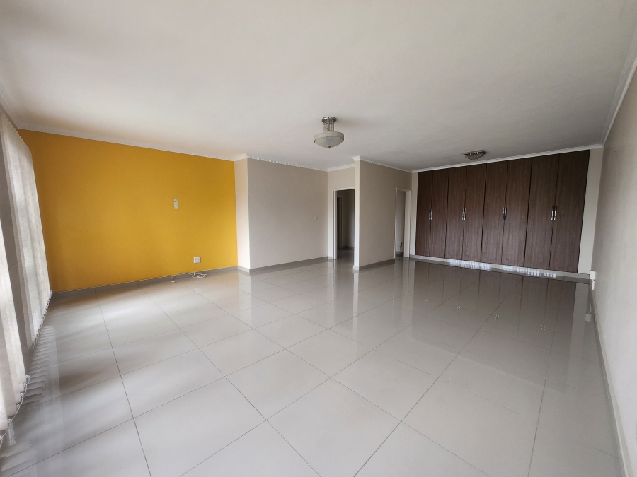 2 Bedroom Property for Sale in Manaba Beach KwaZulu-Natal