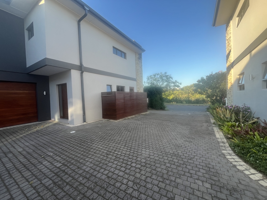 To Let 3 Bedroom Property for Rent in Sheffield Beach KwaZulu-Natal