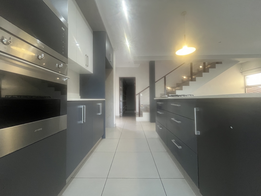 To Let 3 Bedroom Property for Rent in Sheffield Beach KwaZulu-Natal