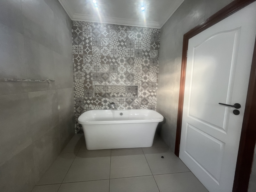 To Let 3 Bedroom Property for Rent in Sheffield Beach KwaZulu-Natal