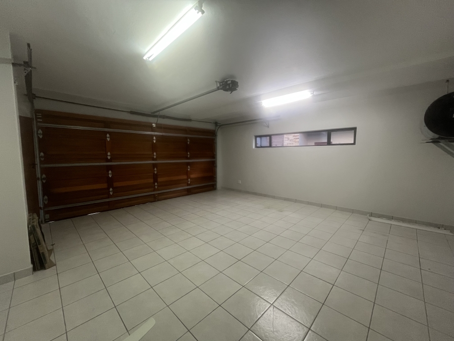 To Let 3 Bedroom Property for Rent in Sheffield Beach KwaZulu-Natal