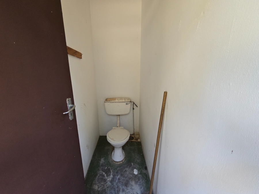 To Let 5 Bedroom Property for Rent in Uvongo KwaZulu-Natal