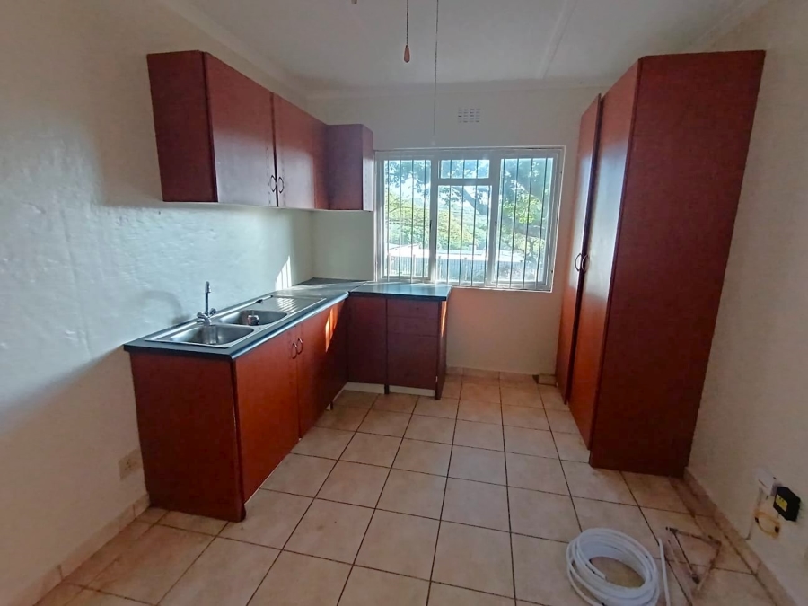 To Let 5 Bedroom Property for Rent in Uvongo KwaZulu-Natal