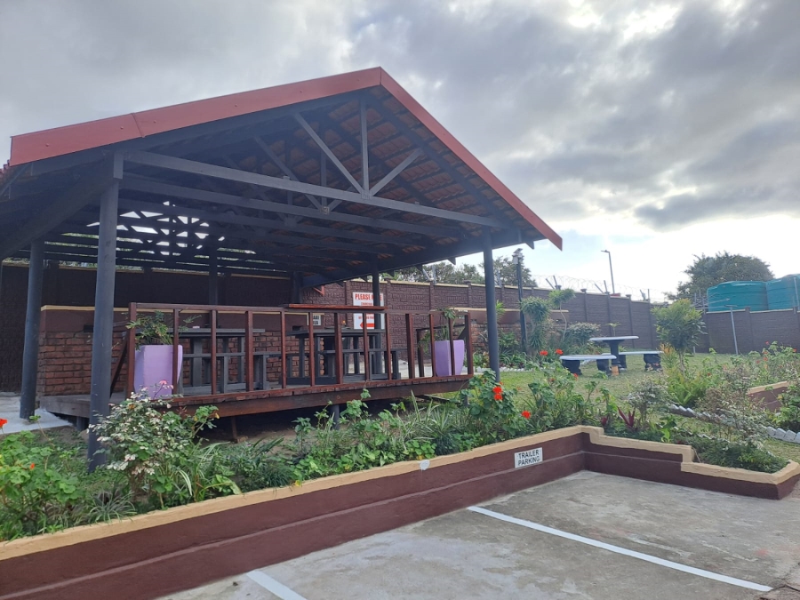 To Let 1 Bedroom Property for Rent in Uvongo Beach KwaZulu-Natal