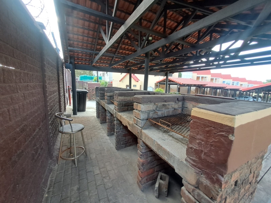 To Let 1 Bedroom Property for Rent in Uvongo Beach KwaZulu-Natal
