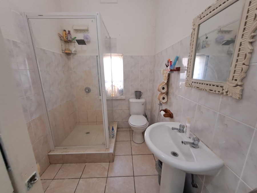 3 Bedroom Property for Sale in Uvongo KwaZulu-Natal