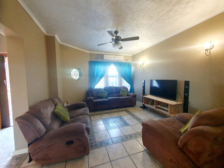 3 Bedroom Property for Sale in Brackenham KwaZulu-Natal