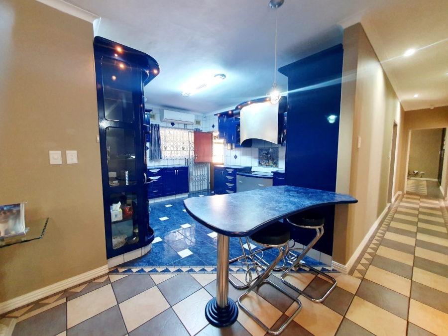3 Bedroom Property for Sale in Brackenham KwaZulu-Natal