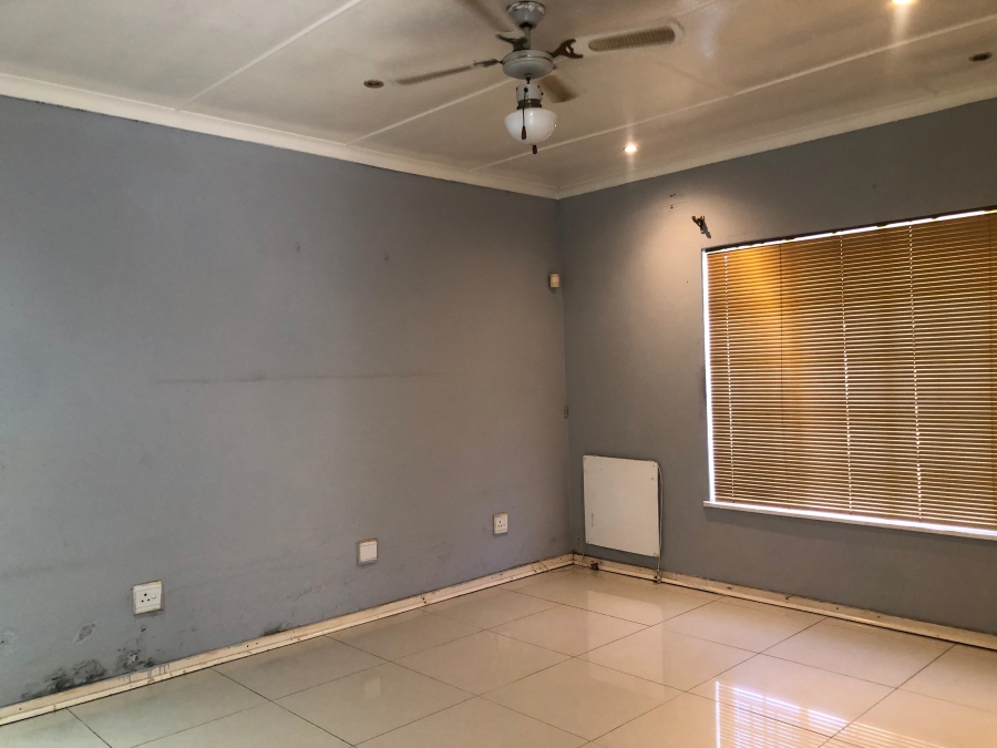 3 Bedroom Property for Sale in Hayfields KwaZulu-Natal