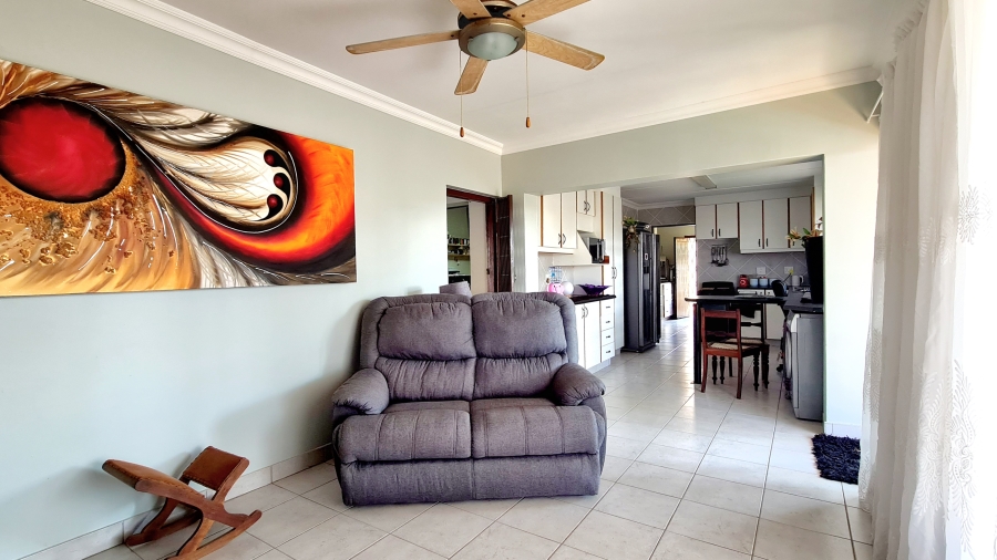 4 Bedroom Property for Sale in Hibberdene KwaZulu-Natal