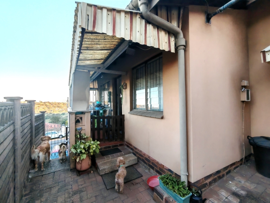 4 Bedroom Property for Sale in Grosvenor KwaZulu-Natal