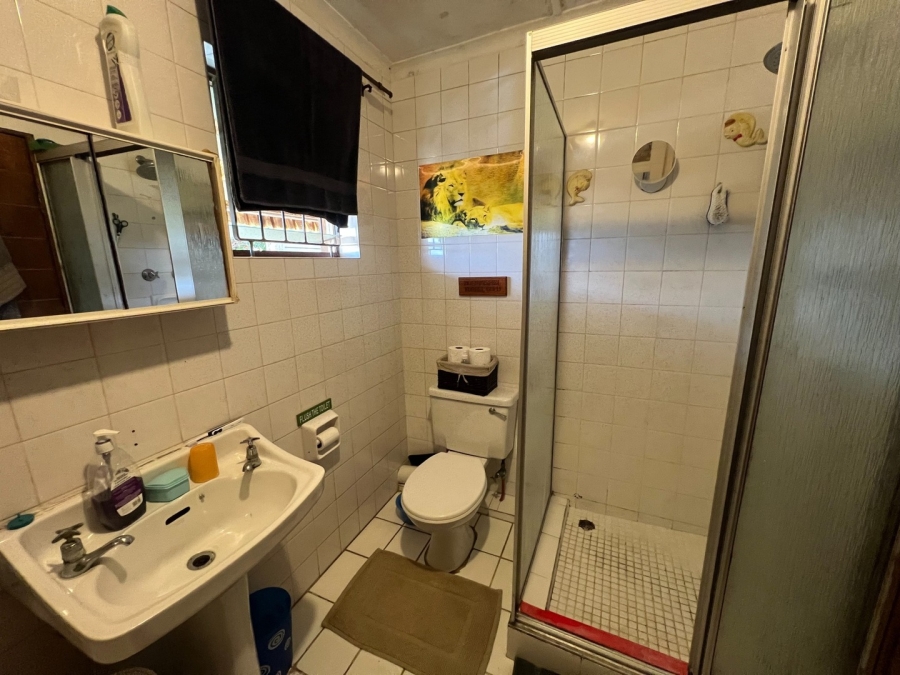 4 Bedroom Property for Sale in Grosvenor KwaZulu-Natal