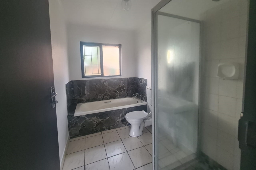 2 Bedroom Property for Sale in Veld En Vlei KwaZulu-Natal