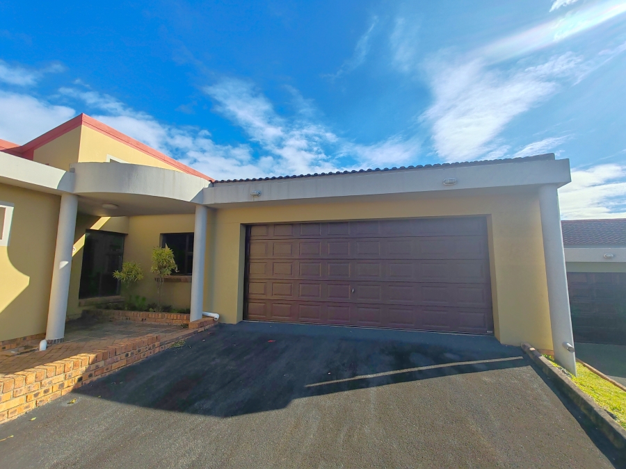 3 Bedroom Property for Sale in Uvongo KwaZulu-Natal