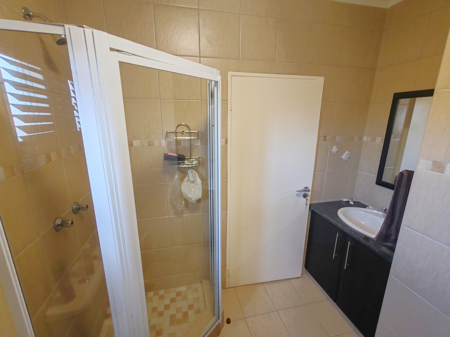 3 Bedroom Property for Sale in Uvongo KwaZulu-Natal