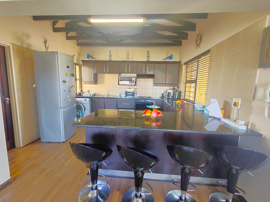 3 Bedroom Property for Sale in Uvongo KwaZulu-Natal