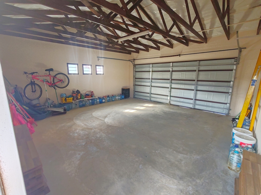3 Bedroom Property for Sale in Uvongo KwaZulu-Natal