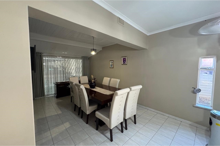 3 Bedroom Property for Sale in Huttenheights KwaZulu-Natal