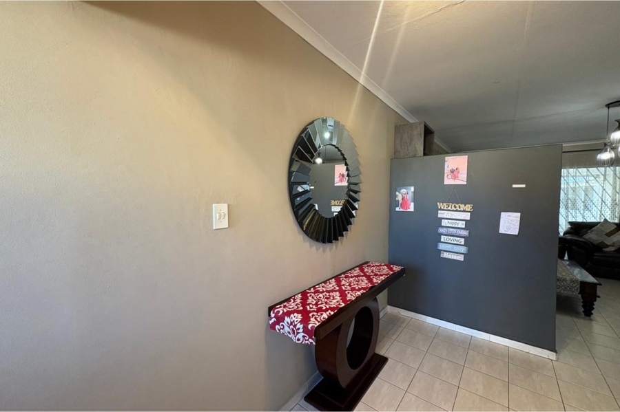 3 Bedroom Property for Sale in Huttenheights KwaZulu-Natal