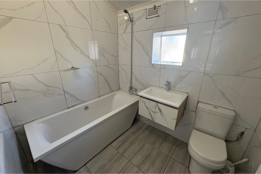 3 Bedroom Property for Sale in Huttenheights KwaZulu-Natal