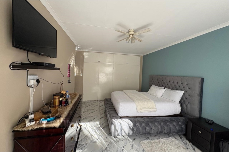 3 Bedroom Property for Sale in Huttenheights KwaZulu-Natal