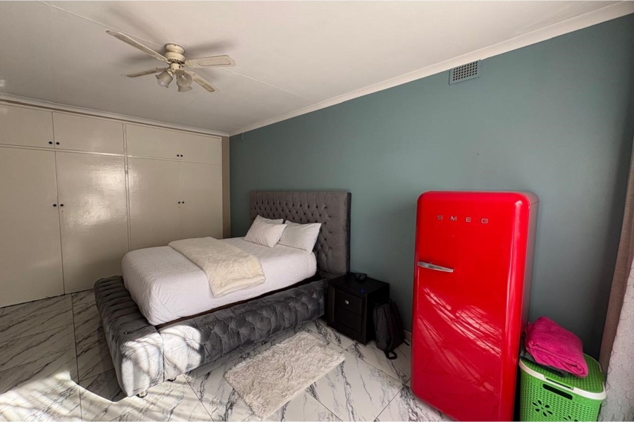 3 Bedroom Property for Sale in Huttenheights KwaZulu-Natal