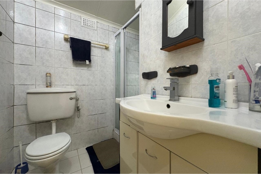 3 Bedroom Property for Sale in Huttenheights KwaZulu-Natal