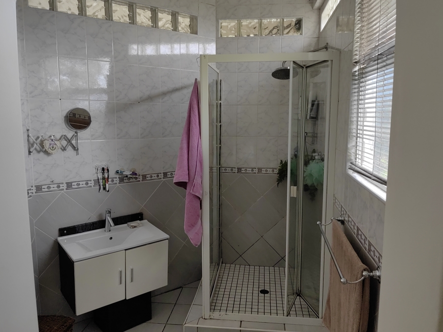 3 Bedroom Property for Sale in Glenwood KwaZulu-Natal