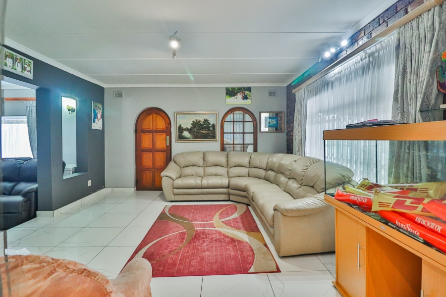 4 Bedroom Property for Sale in Hayfields KwaZulu-Natal