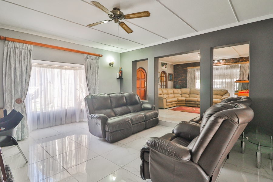 4 Bedroom Property for Sale in Hayfields KwaZulu-Natal