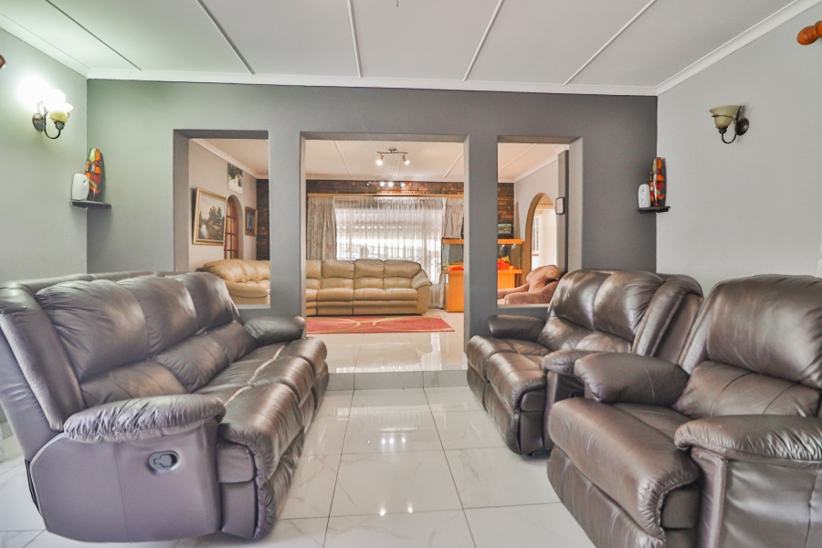 4 Bedroom Property for Sale in Hayfields KwaZulu-Natal