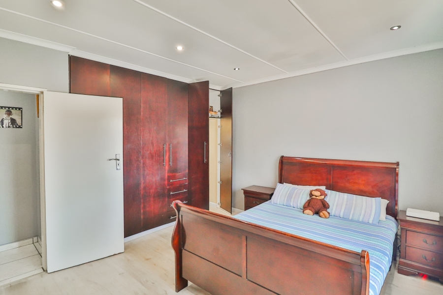 4 Bedroom Property for Sale in Hayfields KwaZulu-Natal