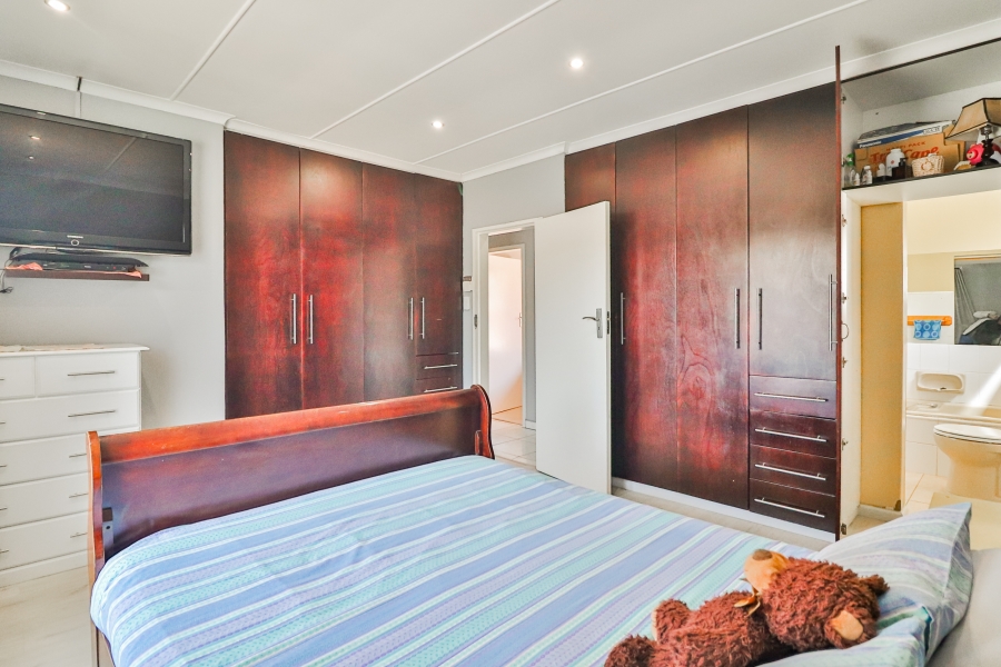 4 Bedroom Property for Sale in Hayfields KwaZulu-Natal