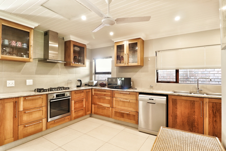 8 Bedroom Property for Sale in St Lucia KwaZulu-Natal