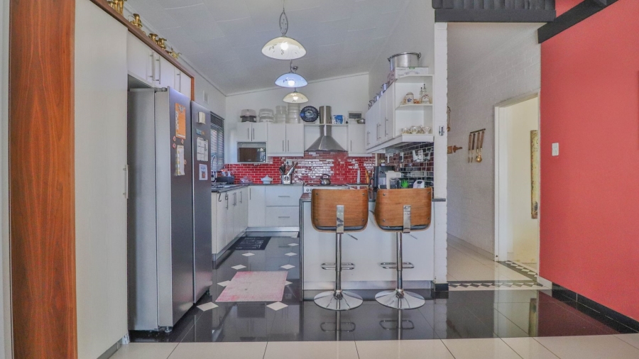3 Bedroom Property for Sale in Epworth KwaZulu-Natal