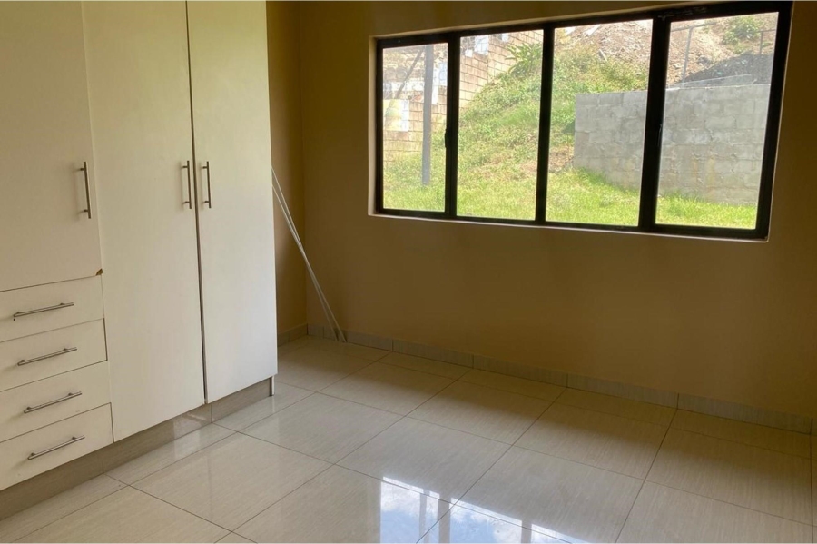 To Let 3 Bedroom Property for Rent in Lotusville KwaZulu-Natal