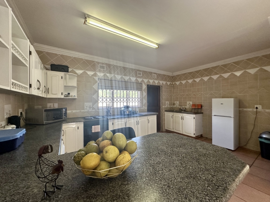 4 Bedroom Property for Sale in Veld En Vlei KwaZulu-Natal