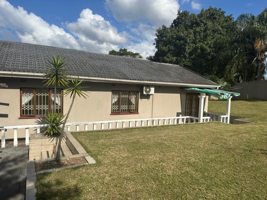 4 Bedroom Property for Sale in Veld En Vlei KwaZulu-Natal