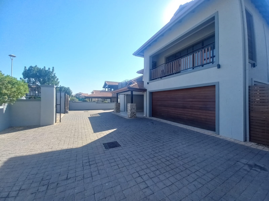 To Let 6 Bedroom Property for Rent in Izinga Estate KwaZulu-Natal