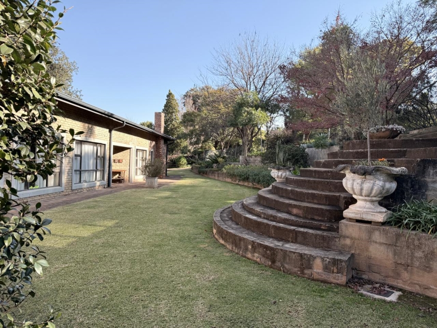 7 Bedroom Property for Sale in Signal Hill KwaZulu-Natal
