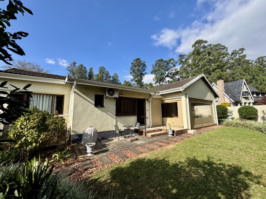 7 Bedroom Property for Sale in Montrose KwaZulu-Natal