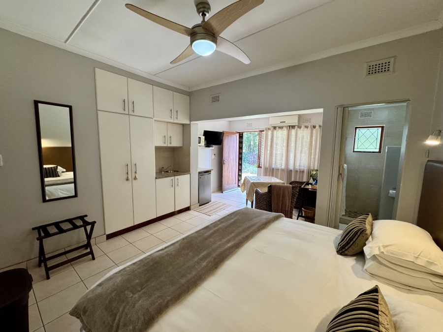 7 Bedroom Property for Sale in Montrose KwaZulu-Natal